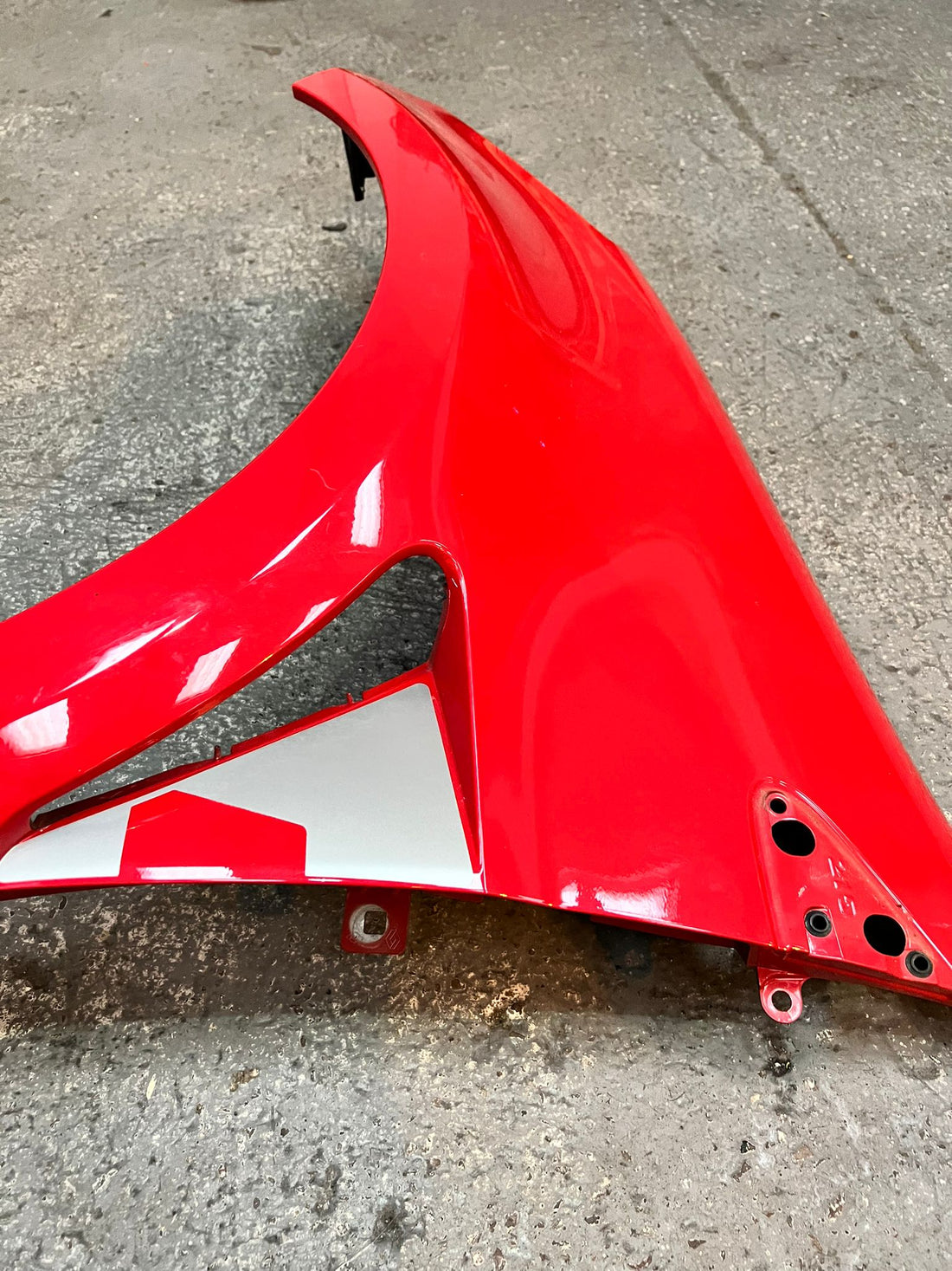 Genuine Renault Clio 3RS Ultra Red LHS Front Wing *USED*