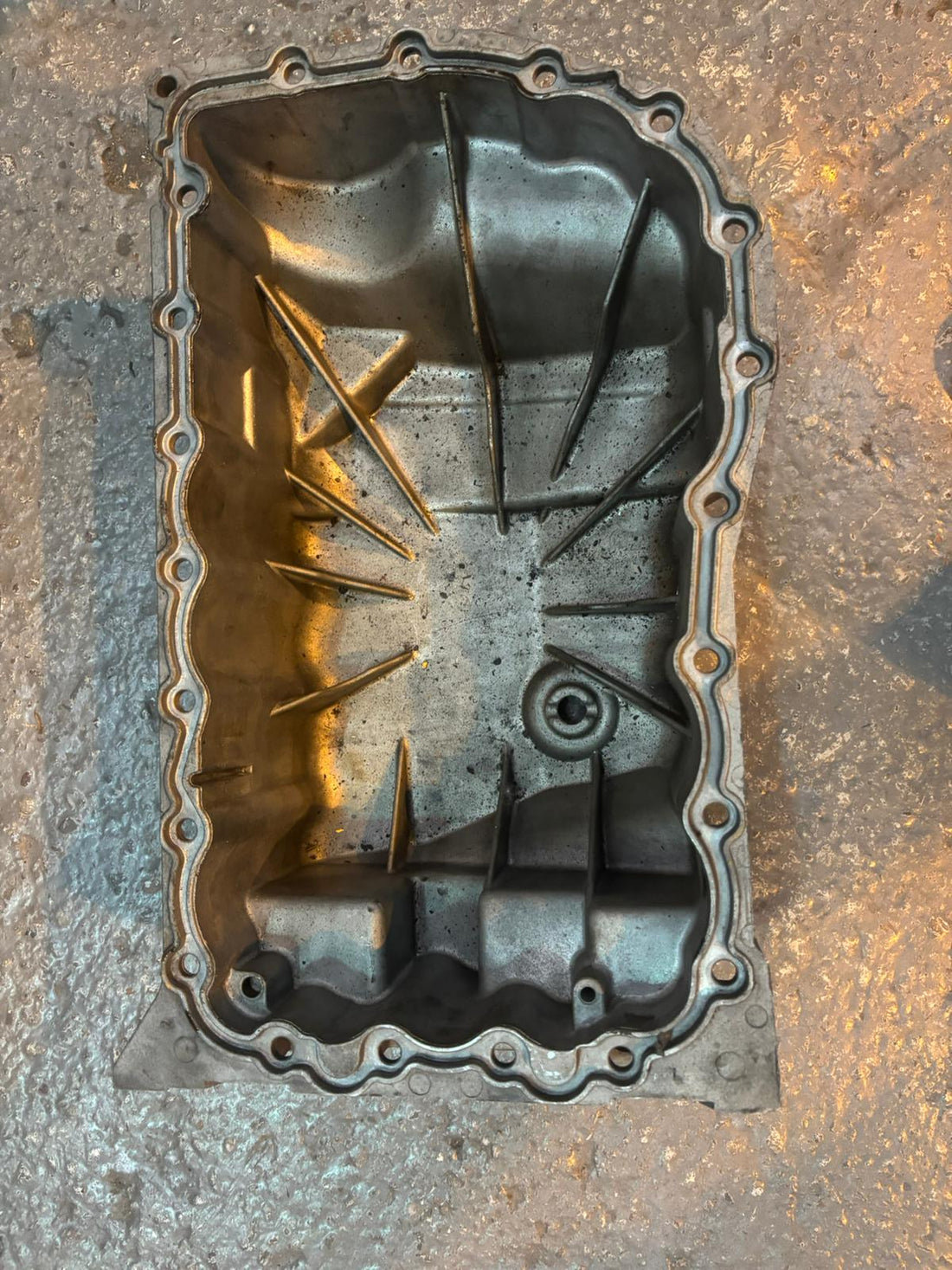 Genuine Renault Scenic MK1 1998-2002 Engine Oil Sump-USED