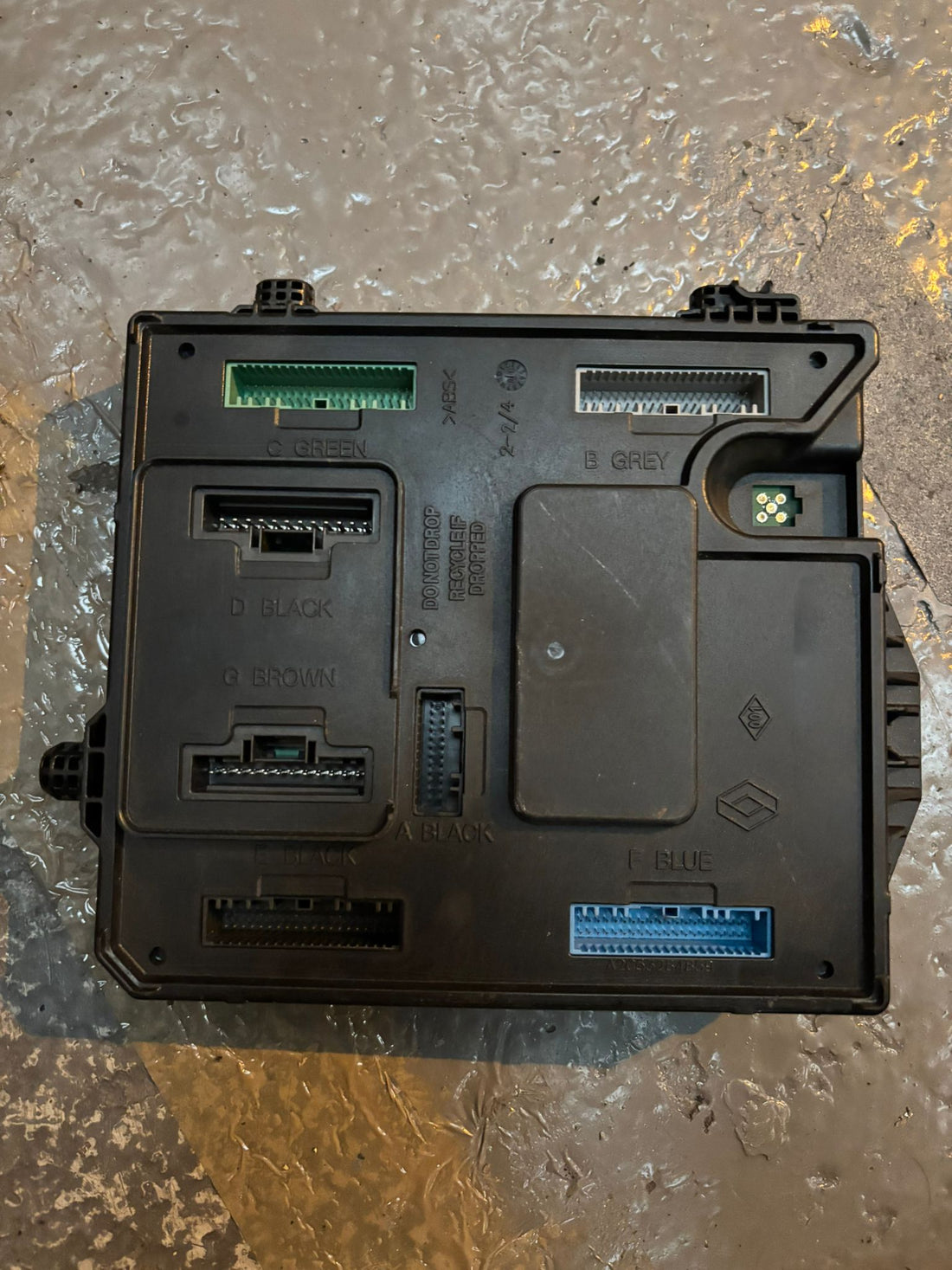 Genuine Renault Megane MK3 Body Control Module-USED