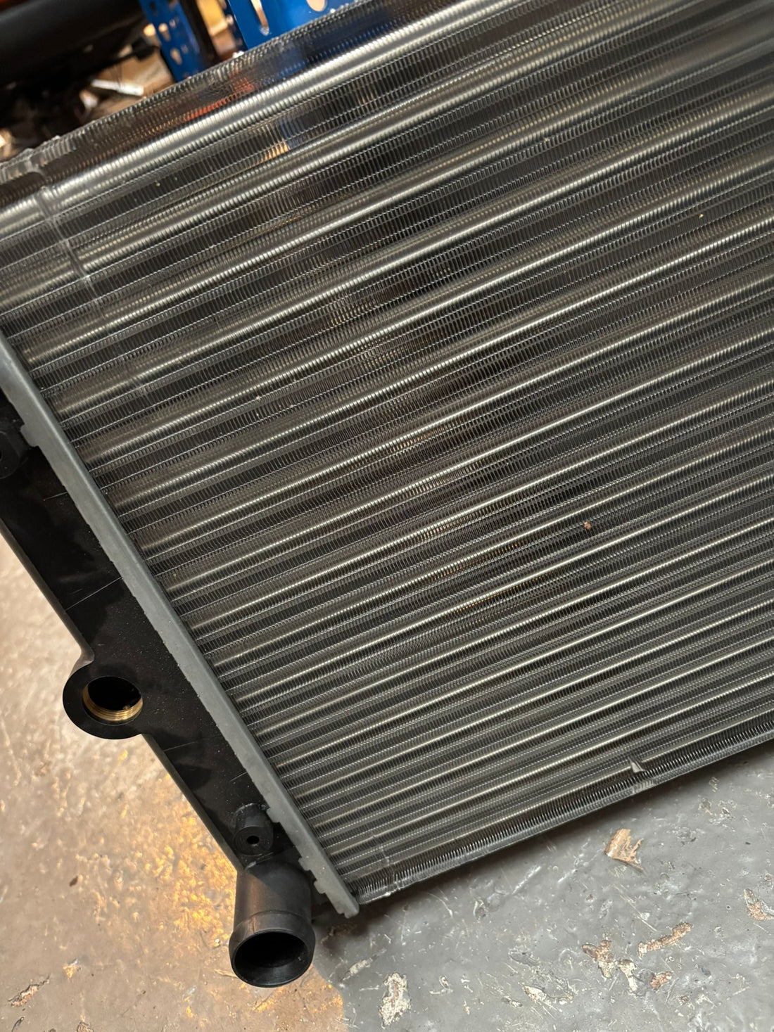 Valeo Engine Radiator For Volkswagen-USED